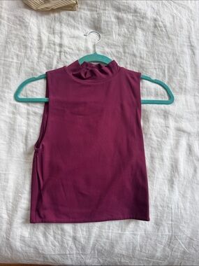 Aritzia Contour Tank